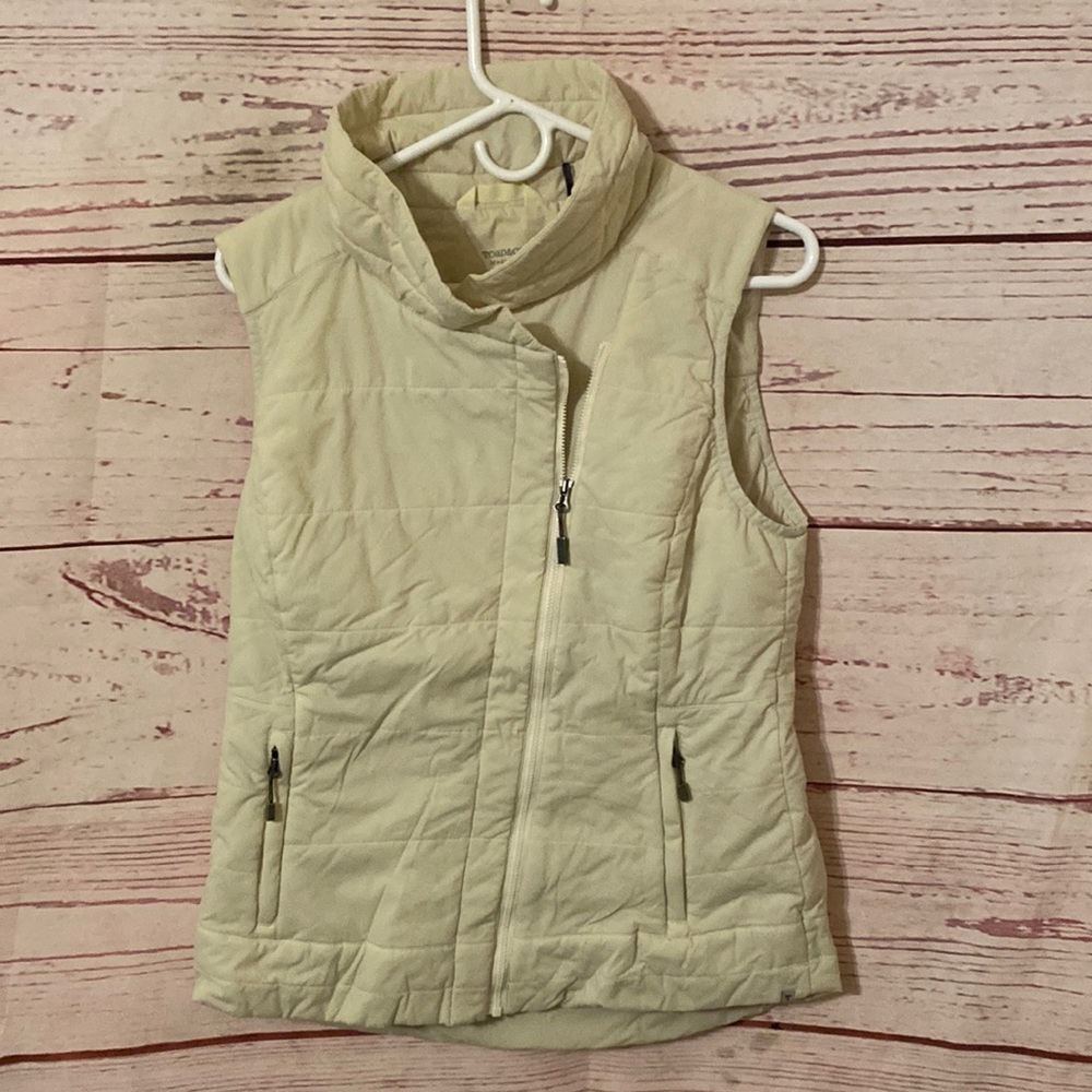 Toad&Co puffer vest